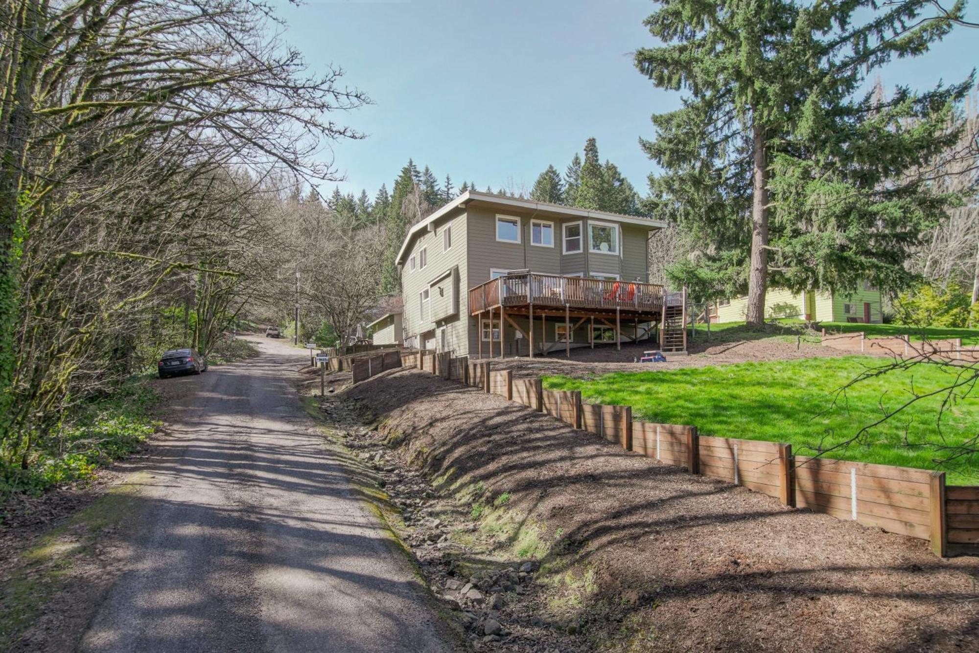 Apartment #stayinmydistrict St Johns Forest Park Portland