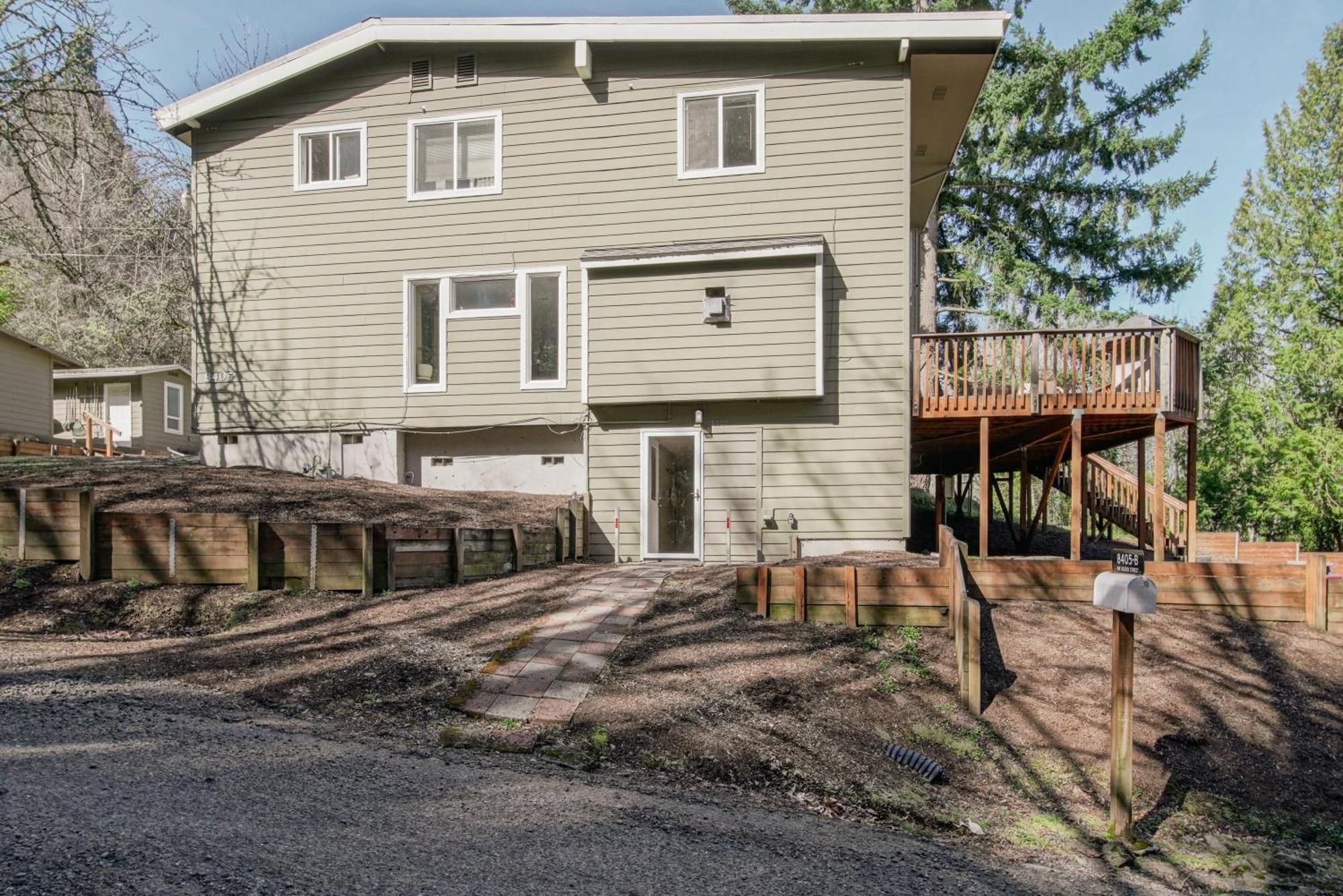 #stayinmydistrict St Johns Forest Park Apartment Portland